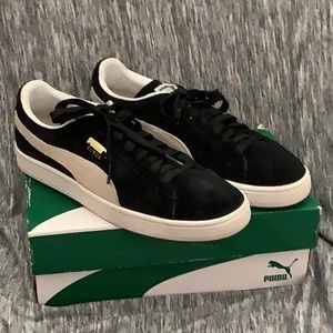 PUMA mens Pre owned Size 8